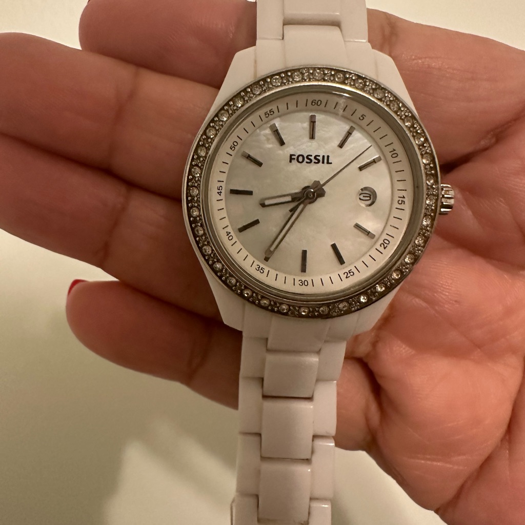 Fossil White Ceramic Watch With Crystal Bezel Fossil White Ceramic Watch With Crystal Bezel